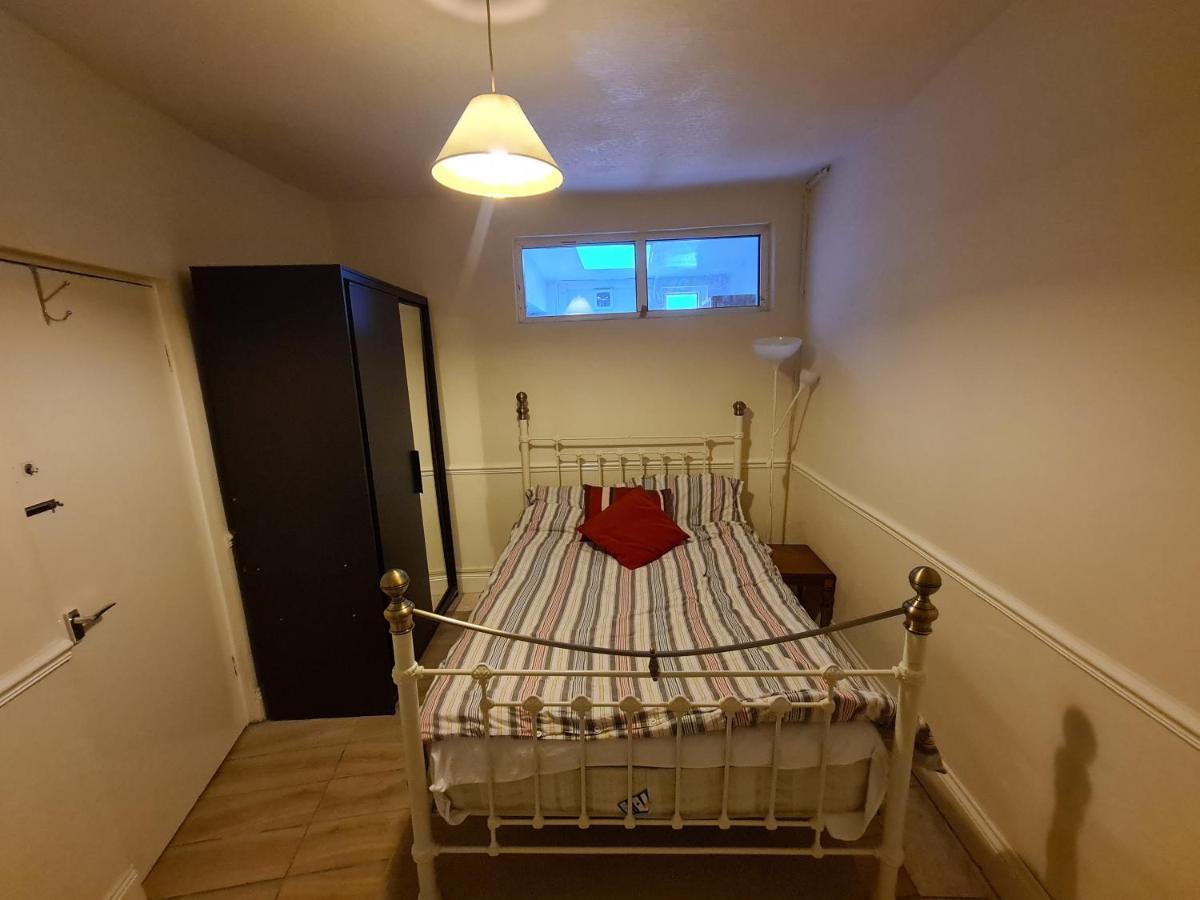 Готель Ground Floor Flat , 31 Lena Street, Easton,Bristol Avon, Uk Екстер'єр фото